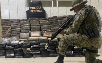 Quadrilha é presa com 437 kg de cocaína na Bahia
