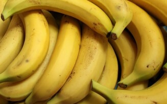 Dia Mundial da Banana: saiba quais são os benefícios da fruta que pode ser consumida em qualquer horário do dia