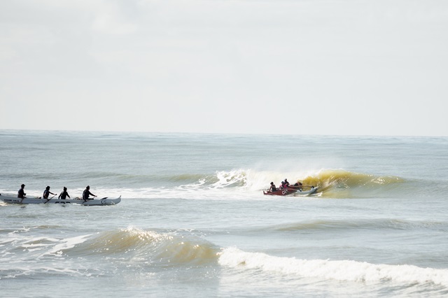 Foto 2 - OC-4 Surf, durante etapa em Mogiquiçaba. Foto Nicolas Ferri - Divulgação
