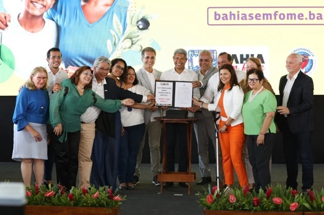 Governo sanciona lei que institui o Bahia Sem Fome e anuncia conjunto de ações que fortalecem o programa