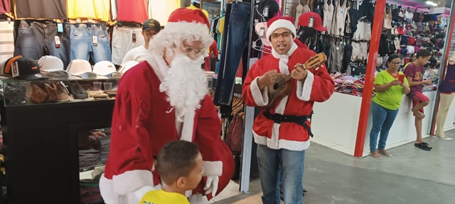 Papai Noel do Shopping Popular