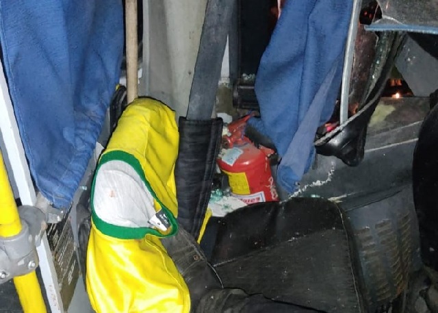 Motorista de ônibus morre em acidente na BA-522