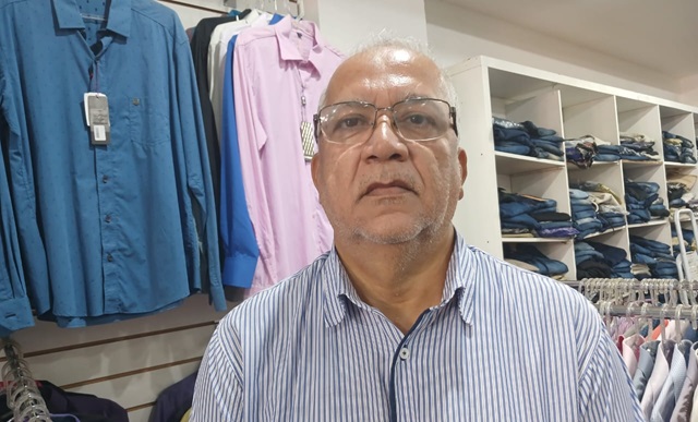 gerente de uma loja de confecções - Valdir Pereira - ft ney silva acorda cidade