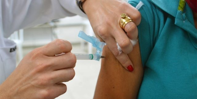 seringa injeção agulha vacina