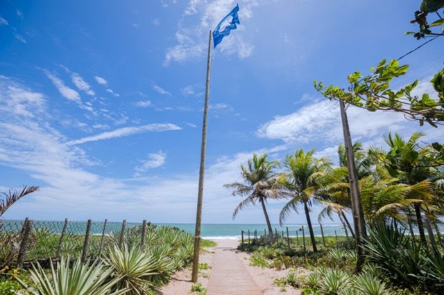 Praias baianas - bandeira azul ft embasa