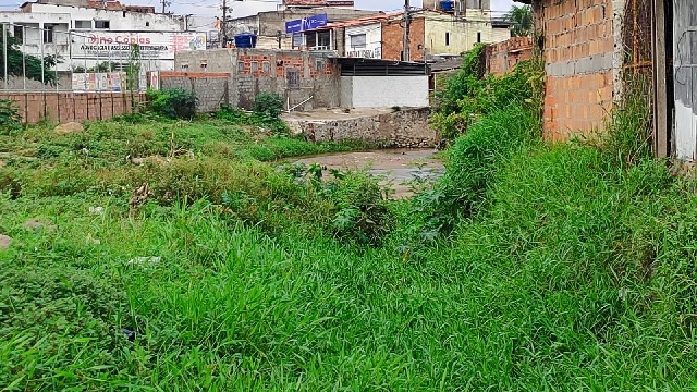 Córrego bairro Muchila