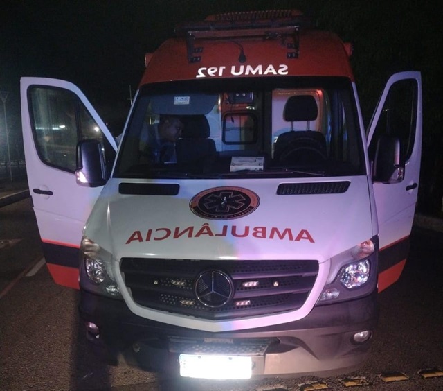 Ambulância do Samu é recuperada na Avenida Paralela pela PM