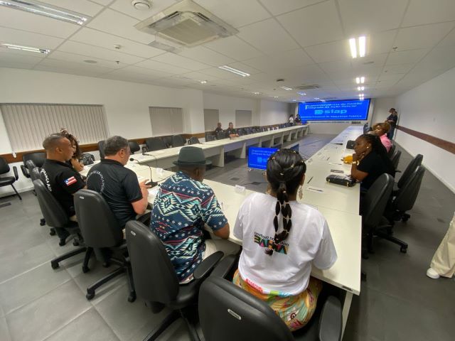 Delegação da República de Camarões conhece tecnologias da SSP da Bahia