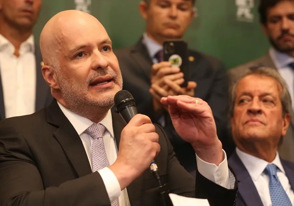 Marcelo Bessa, advogado de Valdemar, abandona processos de Bolsonaro no STF