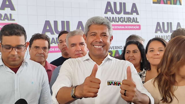 "Hora boa de apresentar a maturidade que Zé Neto tem para cuidar de Feira", diz governador