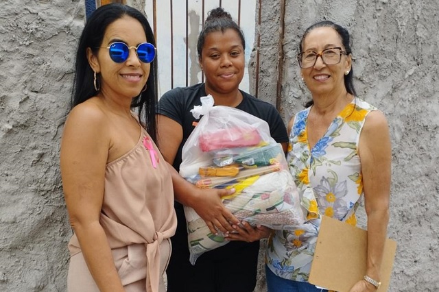 Município já distribuiu mais de mil cestas de alimentos a famílias atingidas pelas chuvas