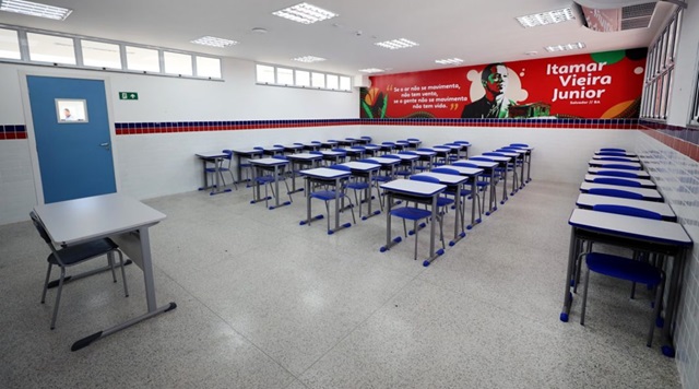 Governo do Estado inaugura Colégio de Tempo Integral no município de Ibipitanga