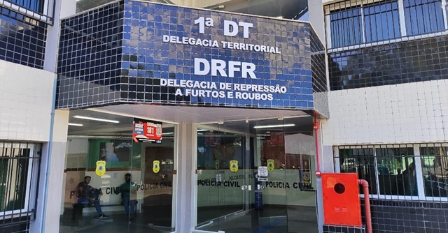 1ª Delegacia Territorial - Repressão a Furtos e Roubos de Feira de Santana ft ed santos acorda cidade DRFR