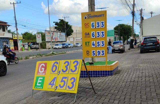 posto de combustível - preço da gasolina ft Ed Santos acorda cidade