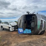 Acidente entre micro-ônibus e caminhonete deixa 20 feridos entre Luís Eduardo Magalhães e Barreiras-