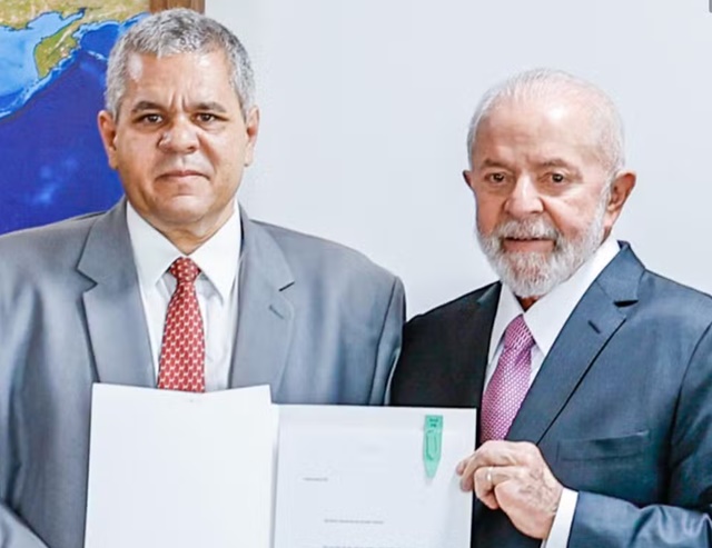 Advogado Antônio Fabrício, agora ministro do TST, foi nomeado pelo presidente Lula