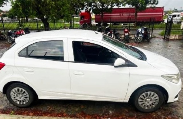 Veículo roubado há mais de 10 anos é recuperado pela PRF em Alagoinhas