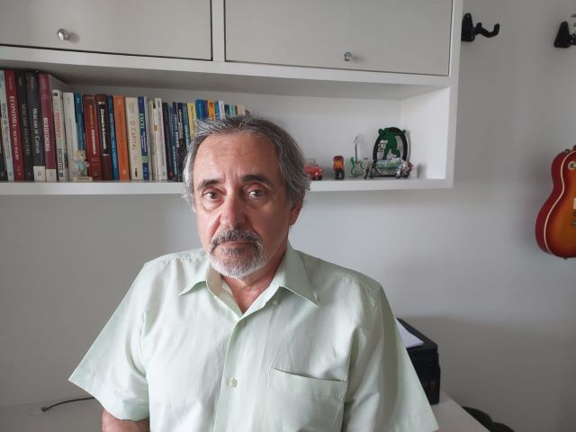 Economista - Carlos Rangel