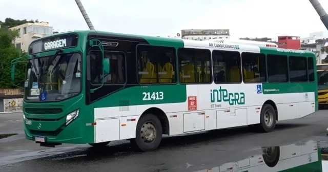 Ônibus / Transporte público