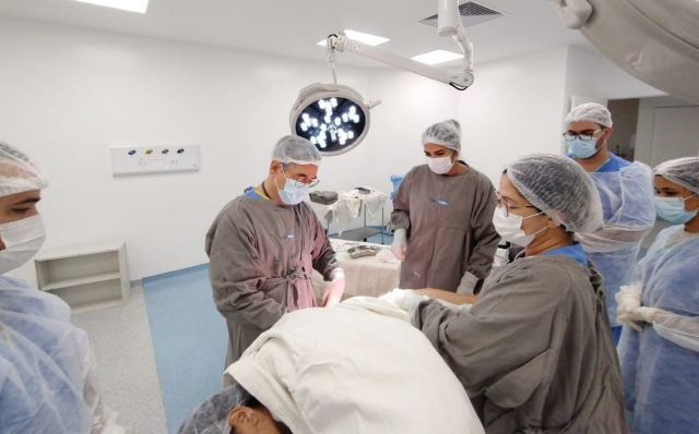 Primeiro transplante de pele do interior da Bahia é realizado no Hospital Clériston Andrade